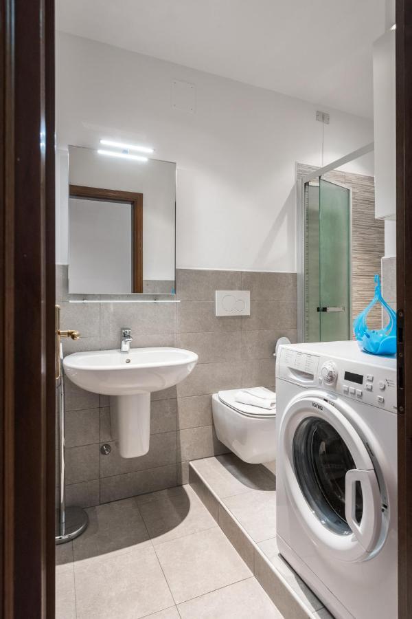 Apartmán Flats4Rent Lucia Verona Exteriér fotografie